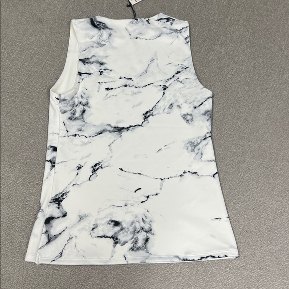 Express White and Black Marble Body Contour Tank Size Medium - Picture 2 of 6